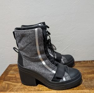 Women's CONVERSE GR82 GR 82 Boots Heel Shoes Chuck 70  size 11 gray and blk